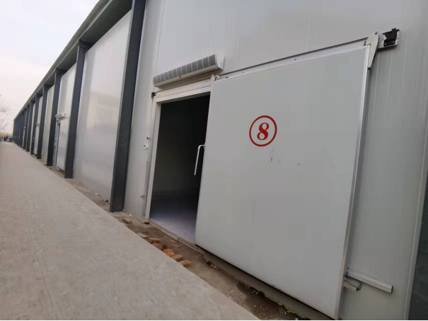 冷庫門怎么選擇？平移門和手拉門哪個更好